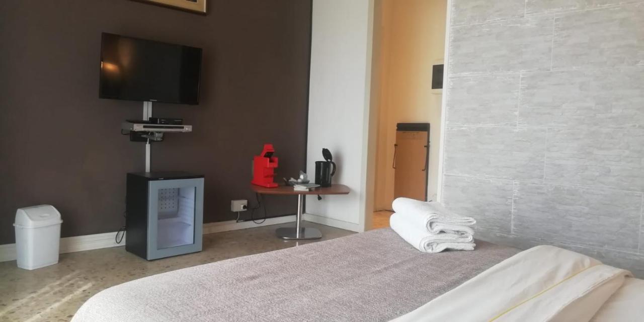 Alle Vigne 5 Brunate Dış mekan fotoğraf